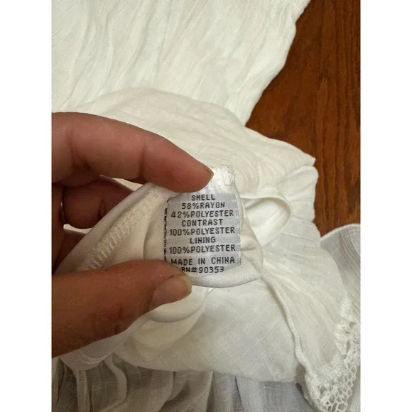 White Boho Smocked Maxi Dress V-Neck Flutter Sleeve Crochet Lace Trim small - Picture 5 of 7